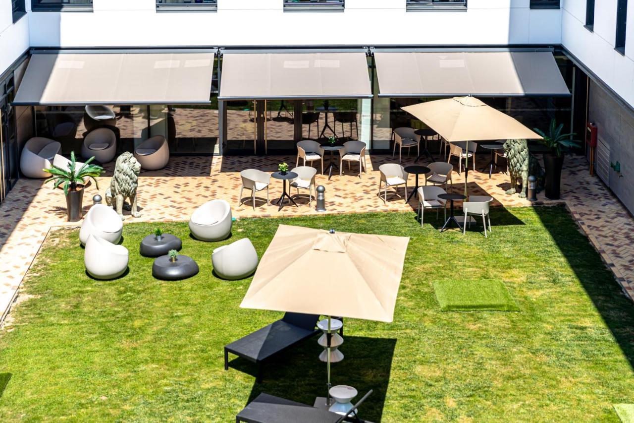 Les Jardins De St Cloud Aparthotel Saint-Cloud Ngoại thất bức ảnh