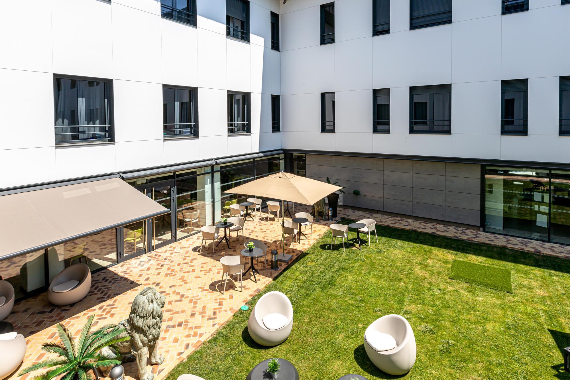 Les Jardins De St Cloud Aparthotel Saint-Cloud Ngoại thất bức ảnh