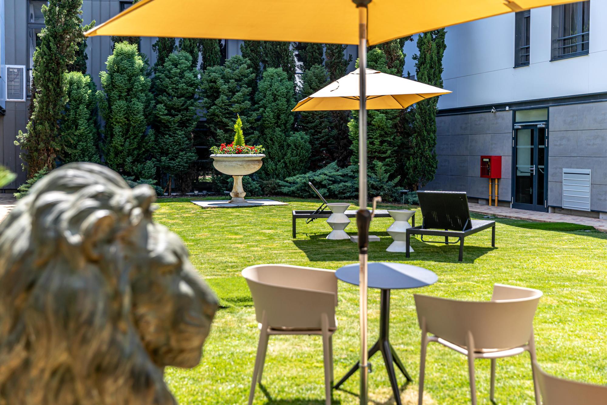 Les Jardins De St Cloud Aparthotel Saint-Cloud Ngoại thất bức ảnh